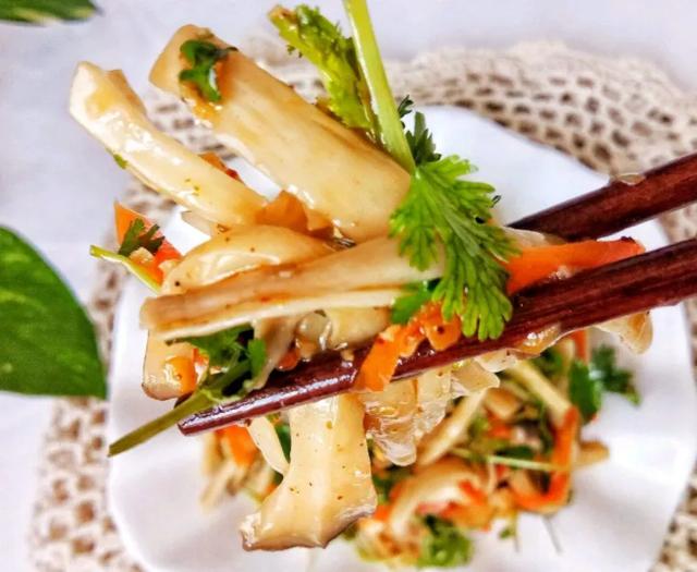 圖片關鍵詞 國家蘑菇地理:中國哪里的蘑菇最好吃?